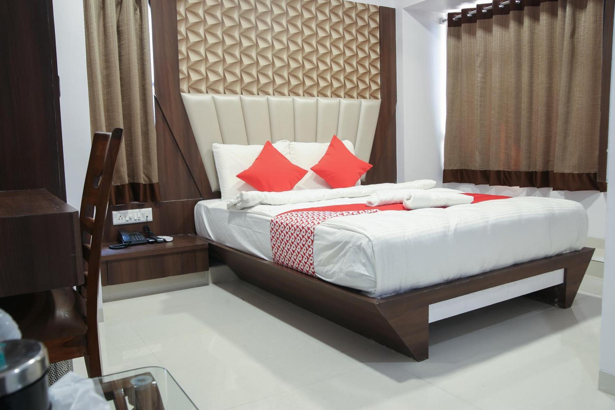 Hotel Apple Inn Navi Mumbai Exterior photo