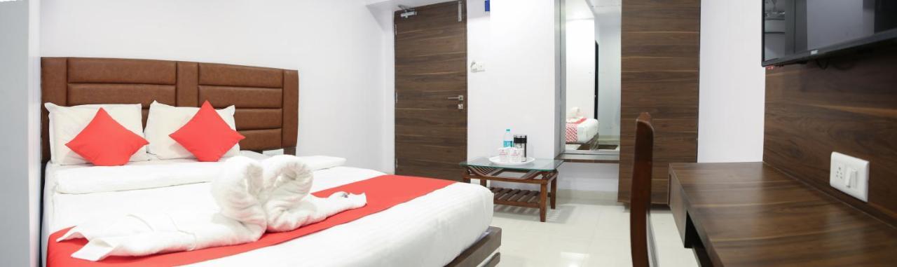 Hotel Apple Inn Navi Mumbai Exterior photo
