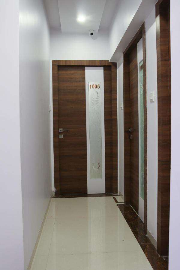 Hotel Apple Inn Navi Mumbai Exterior photo