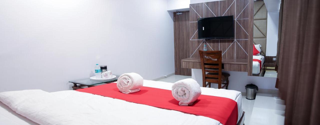 Hotel Apple Inn Navi Mumbai Exterior photo
